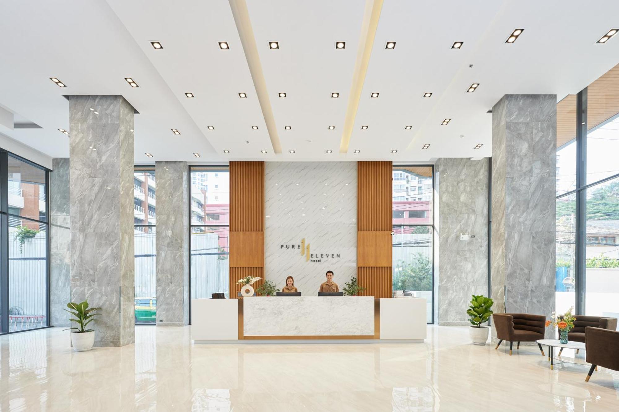 Pure Eleven Hotel Bangkok Makkasan Extérieur photo